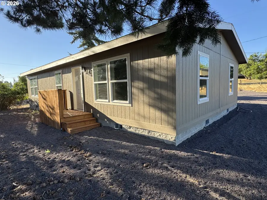 622 NE 3rd St, Goldendale, WA 98620 - #2