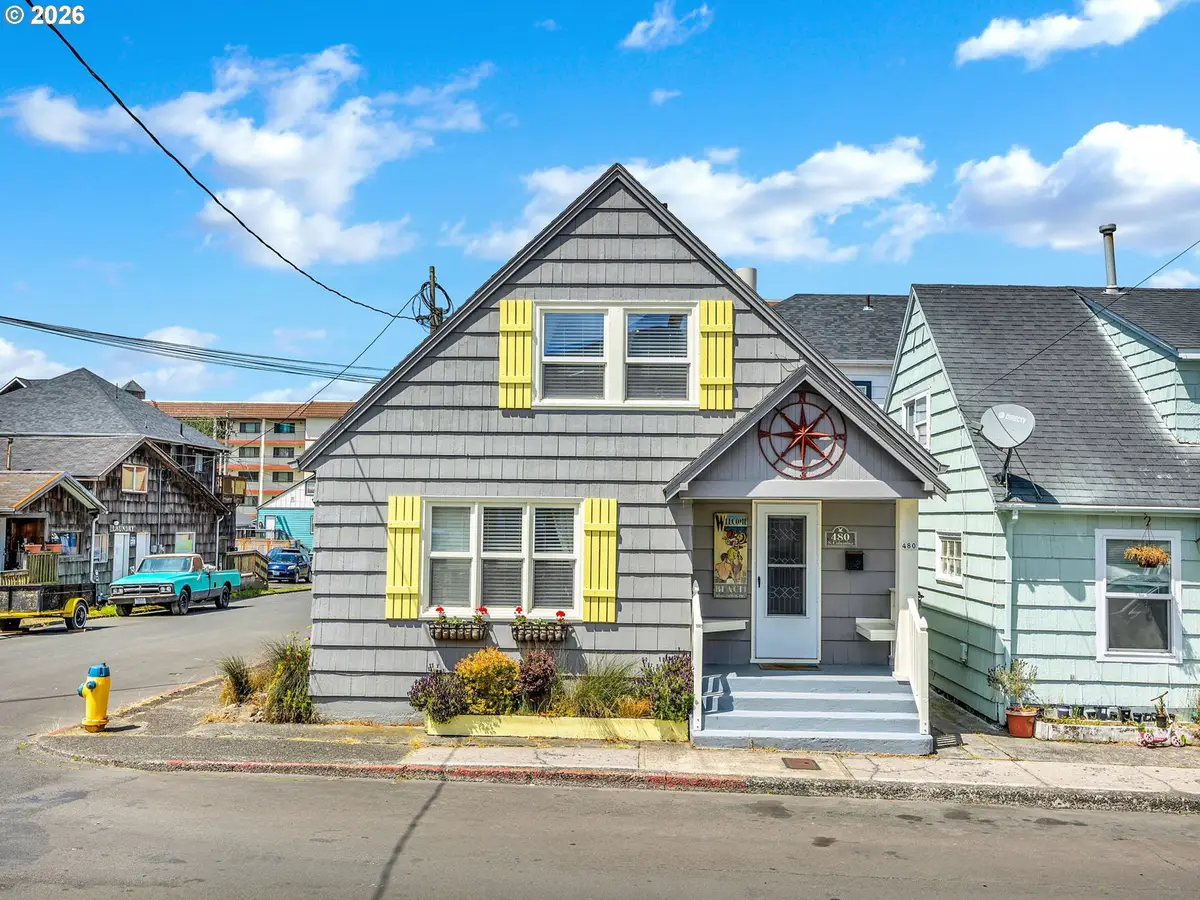 480 S Columbia St, Seaside, OR 97138 - #1