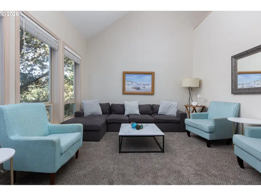 2260 SW Bard Rd, Lincoln City, OR 97367 - #2