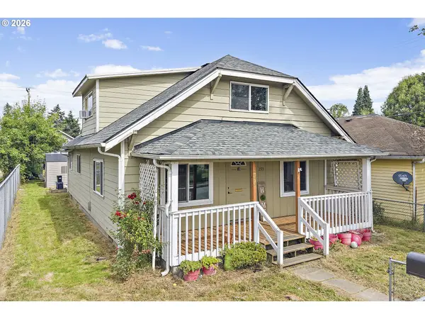 293 17th Ave, Longview, WA 98632