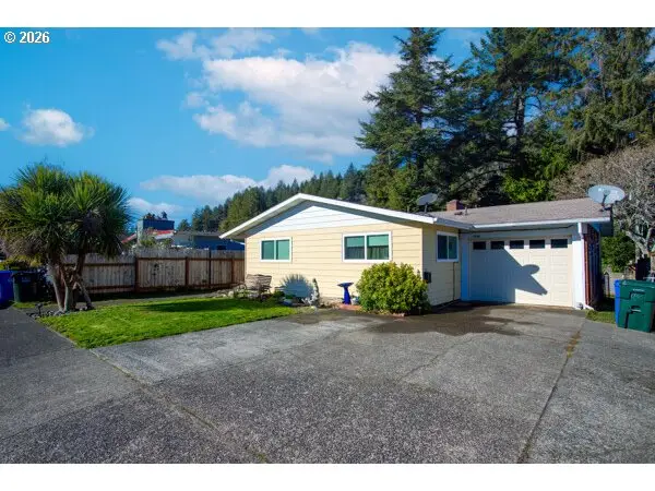 1745 Greenwood Ave, Reedsport, OR 97467 - Image #1