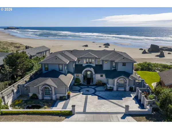 2488 Beach Loop Dr, Bandon, OR 97411