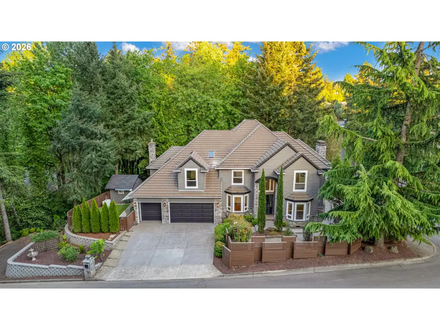 16633 Woodsman Ct, Lake Oswego, OR 97034 - #3