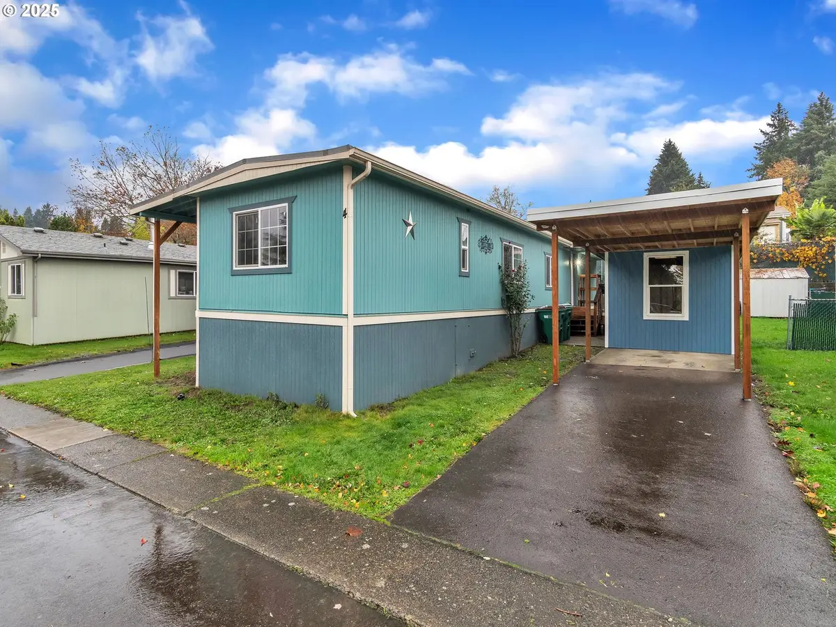 906 SW Alder St #4, Dundee, OR 97115 - Image #1