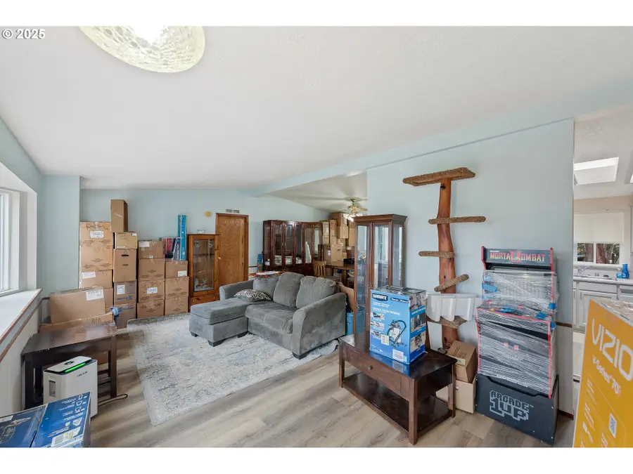 94645 Blue Heron Ln, Eastside, OR 97420 - Image #3