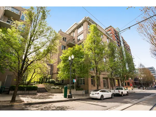 1130 NW 12th Ave #502, Portland, OR 97209