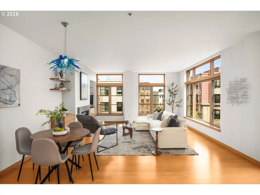 1130 NW 12th Ave #502, Portland, OR 97209 - #3