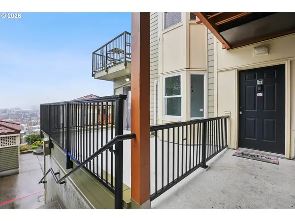 423 NW Uptown Ter #1 B, Portland, OR 97210