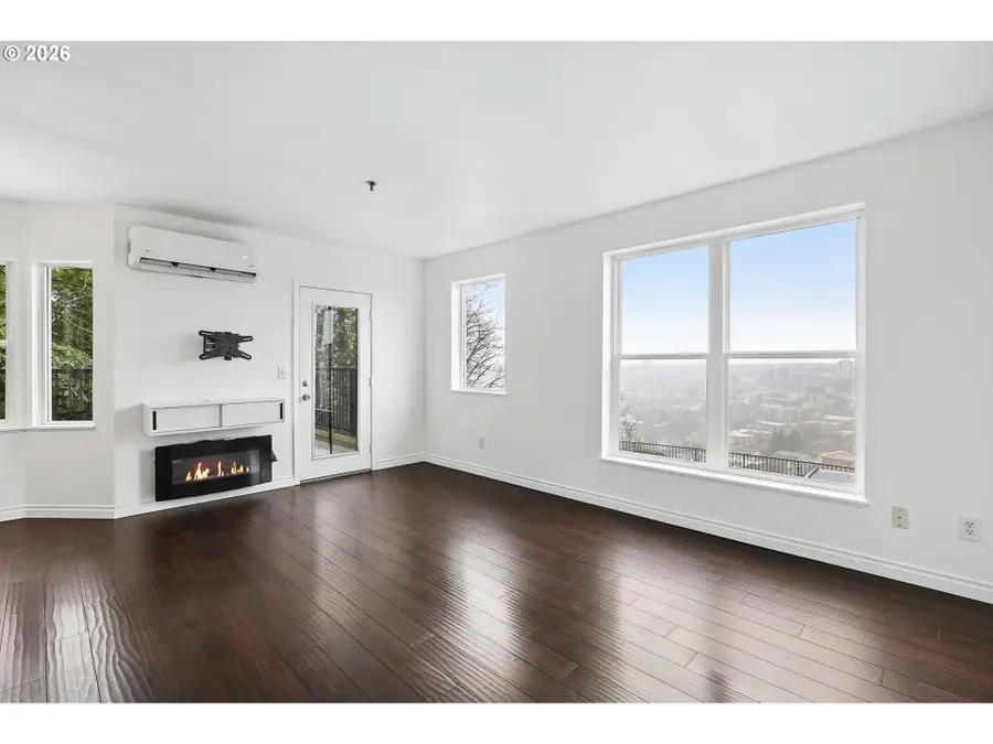 423 NW Uptown Ter #1 B, Portland, OR 97210 - #3