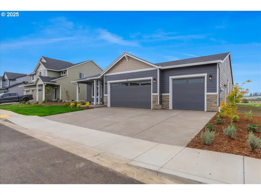 705 E Fourth St, Yamhill, OR 97148 - Image #3