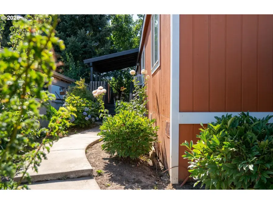 300 S Everest Rd, Newberg, OR 97132 - #3