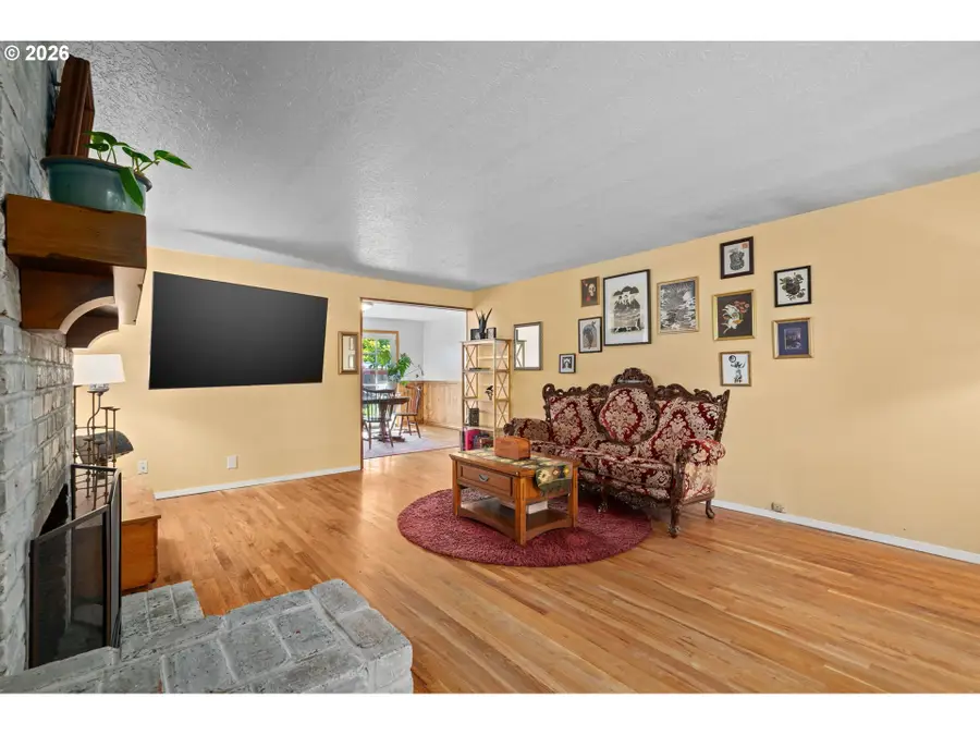 3251 SE 179th Ave, Portland, OR 97236 - #2