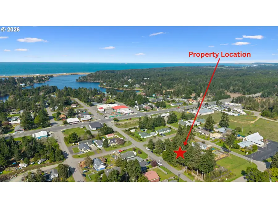 336 19th St, Port Orford, OR 97465 - #2