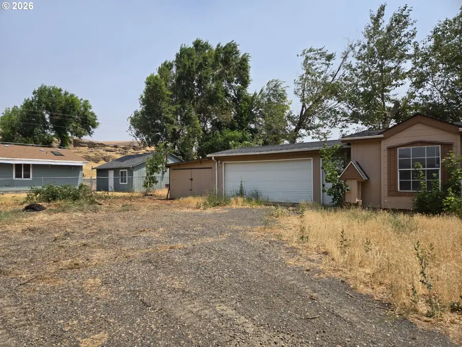5 New Castle Rd, Dallesport, WA 98617 - #3