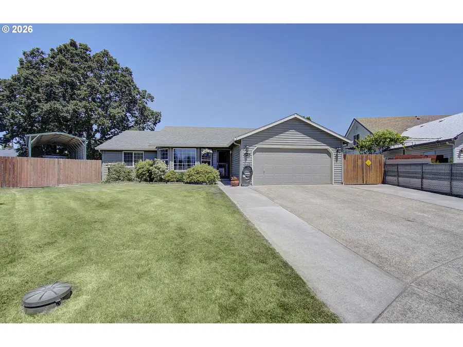 1916 NW 3rd Ct, Battle Ground, WA 98604 - #2