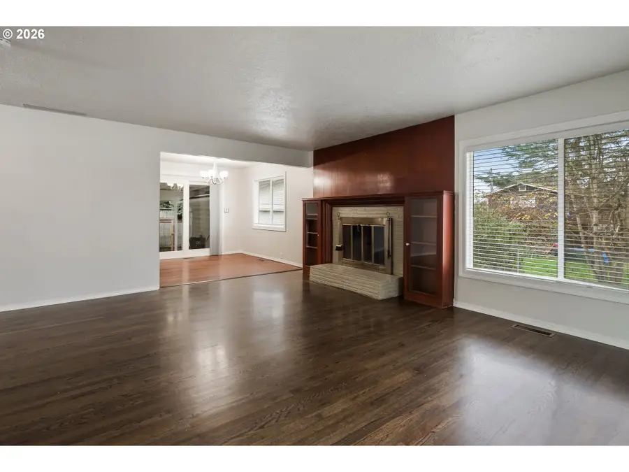 3450 SE Snowberry St, Milwaukie, OR 97222 - Image #2