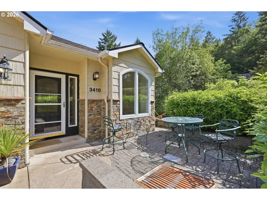 3410 Videra Dr, Eugene, OR 97405 - #2