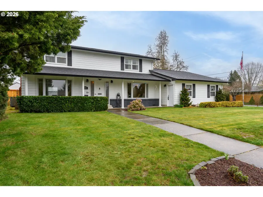 905 NW 19th St, McMinnville, OR 97128 - #3