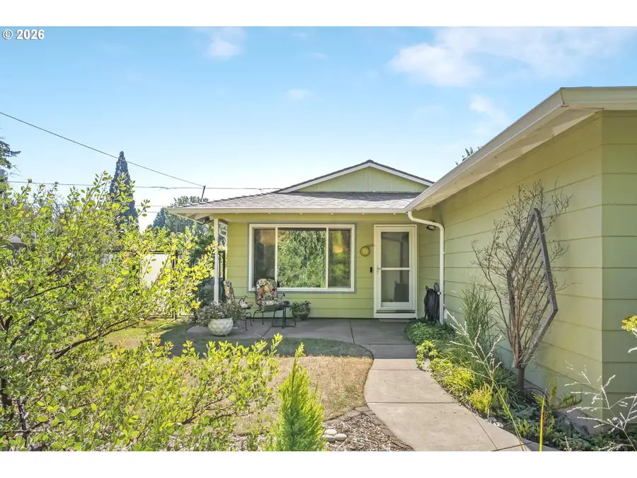 3534 N Trenton St, Portland, OR 97217 - #2