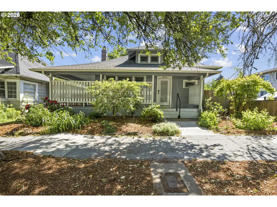 3044 SE 9th Ave, Portland, OR 97202 - #2