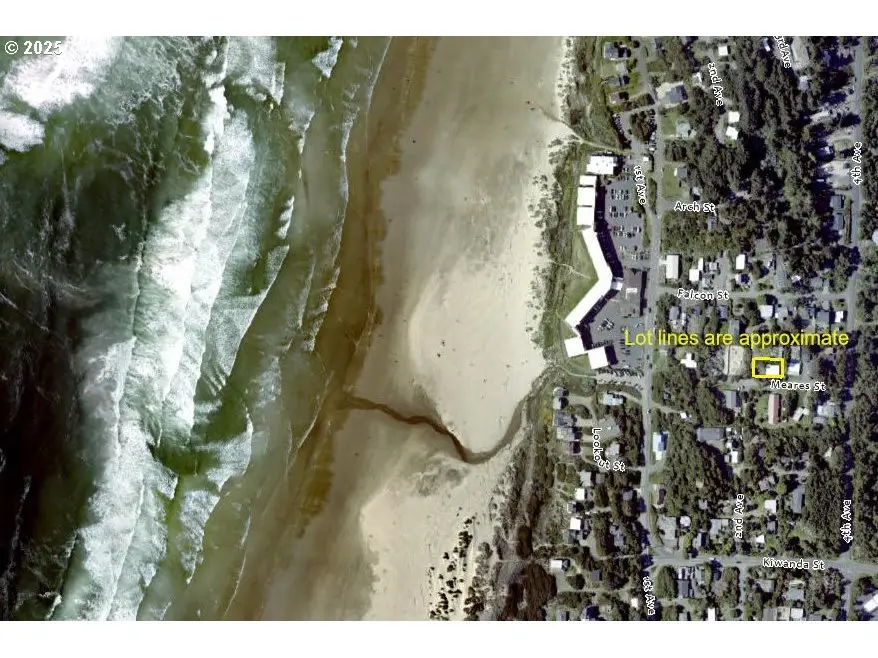 4589 Meares St, Florence, OR 97439 - Image #1