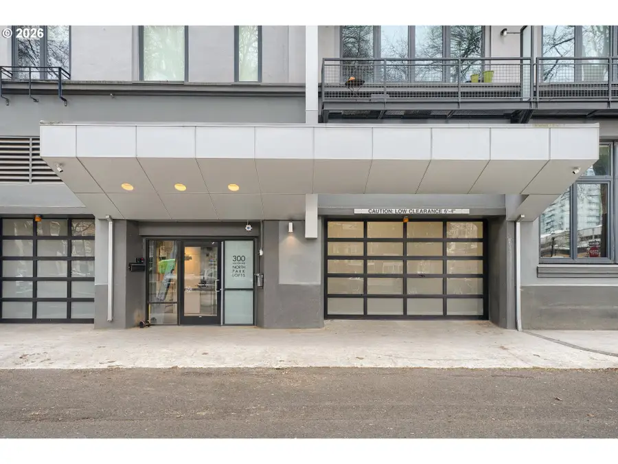 300 NW 8th Ave #303, Portland, OR 97209 - Image #2