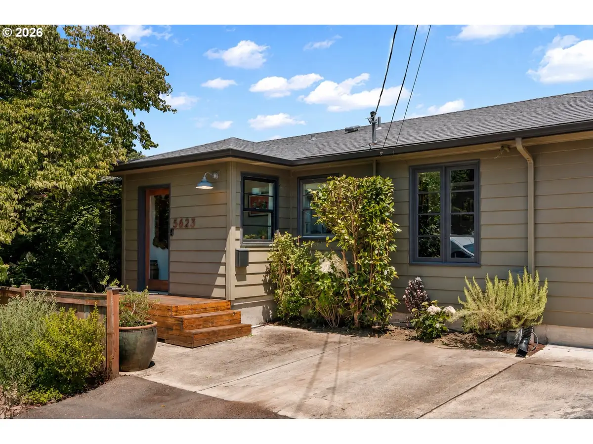 5623 SE Alder St, Portland, OR 97215 - #1