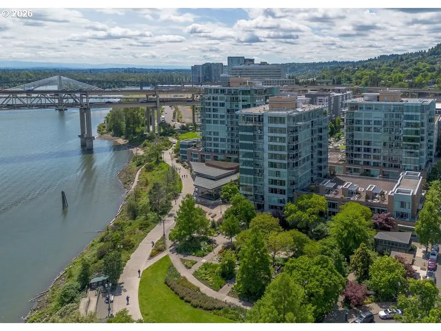 1920 S River Dr #E902, Portland, OR 97201 - #2