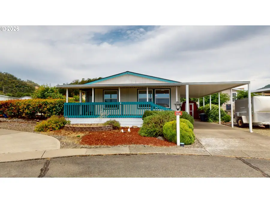 217 Shadow Ranch Ln, Roseburg, OR 97470 - #2
