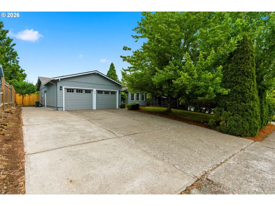 1015 Cunningham Ln, Salem, OR 97302 - #3