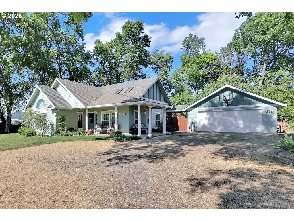1208 Linn Way, Brownsville, OR 97327 - #1