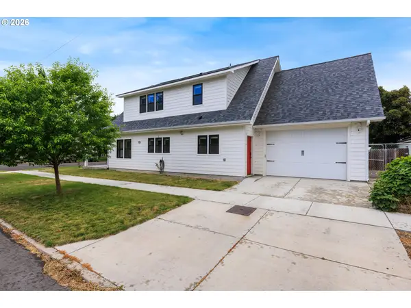 1601 7th St, LaGrande, OR 97850