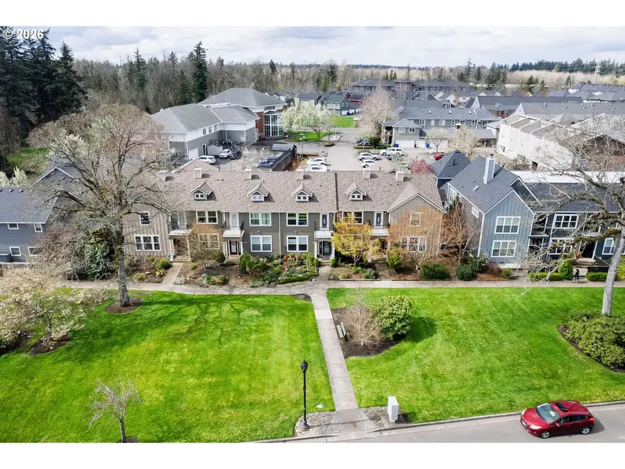 1367 NE Market Dr, Fairview, OR 97024 - #3