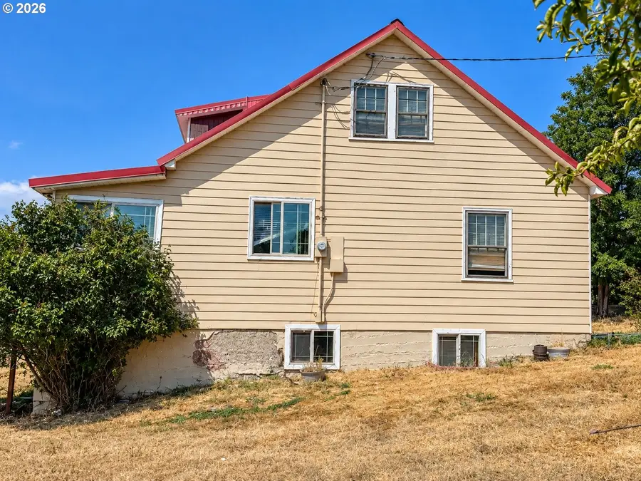 414 W Byars St, Goldendale, WA 98620 - #2
