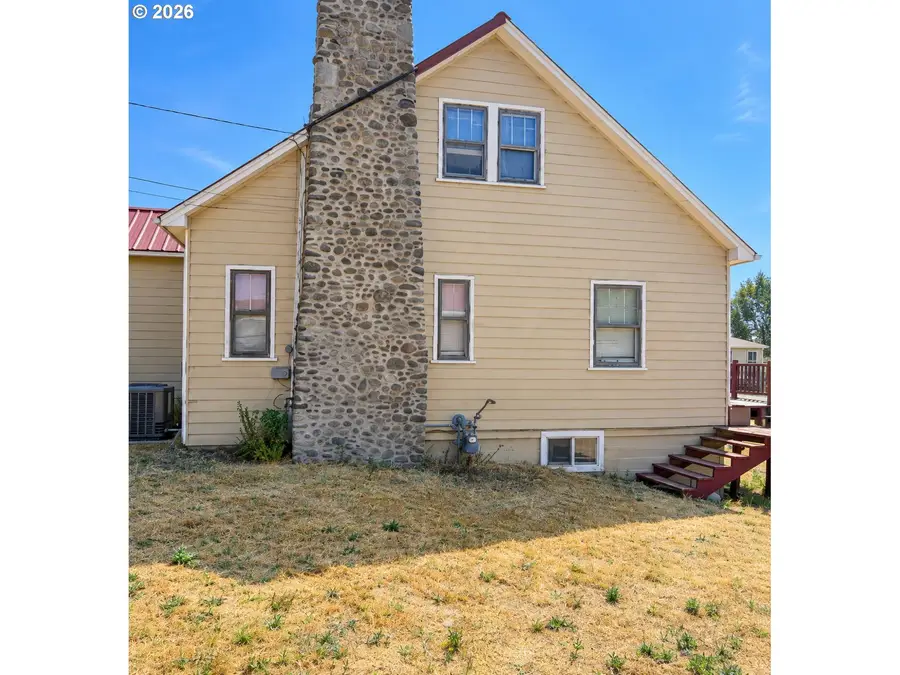 414 W Byars St, Goldendale, WA 98620 - #3