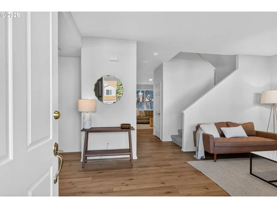 12212 SW Quail Creek Ln, Portland, OR 97223 - Image #3