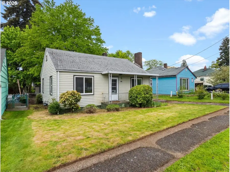 1016 W St, Vancouver, WA 98661 - #2