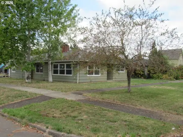 114 Walnut St, Independence, OR 97351