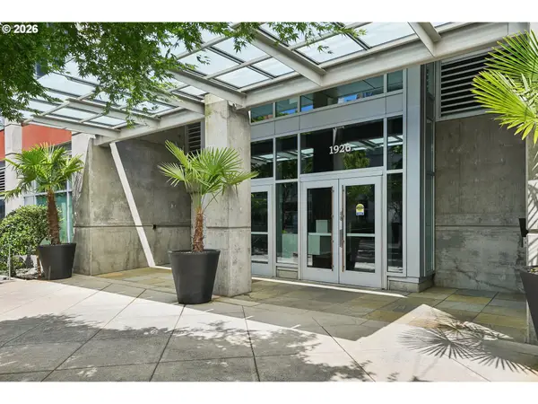 1926 W Burnside St #1210, Portland, OR 97209