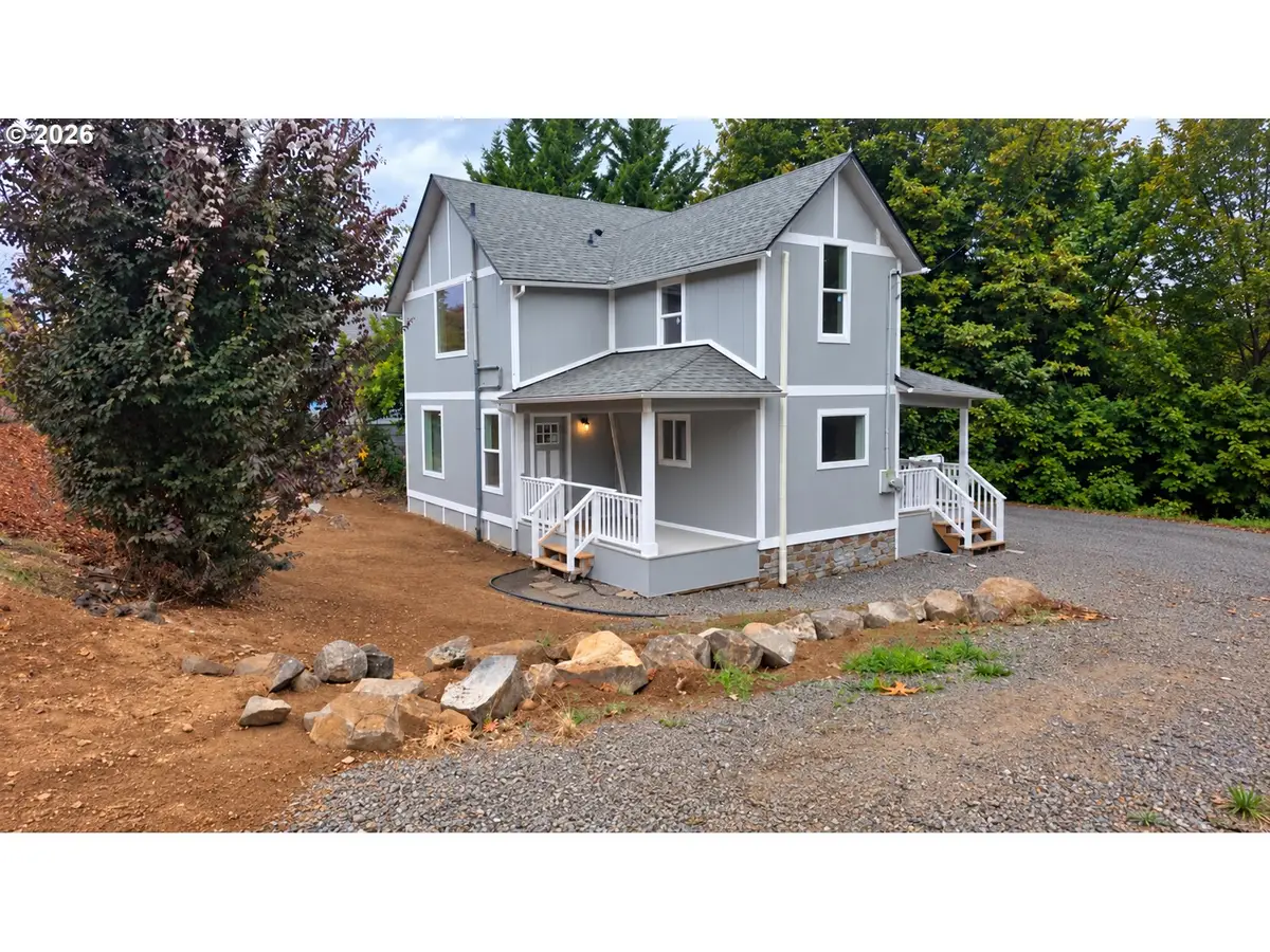 1119 W B St, Rainier, OR 97048 - #1