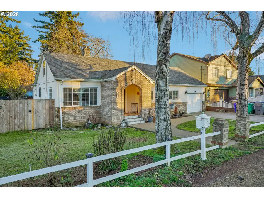 710 SE 155th Ave, Portland, OR 97233 - Image #2