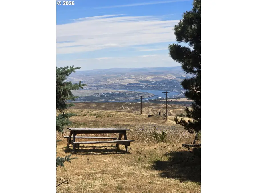 2080 Mountain View Dr, The Dalles, OR 97058 - #2