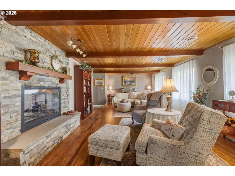 2820 Maryland St, Longview, WA 98632 - #3