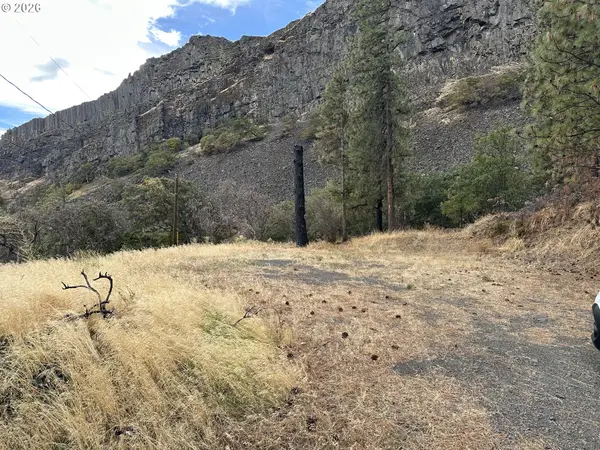 4541 Basalt St, TheDalles, OR 97058