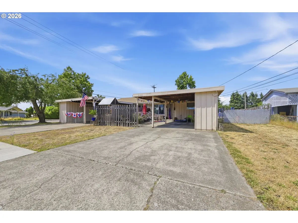 5104 E St, Springfield, OR 97478 - #1