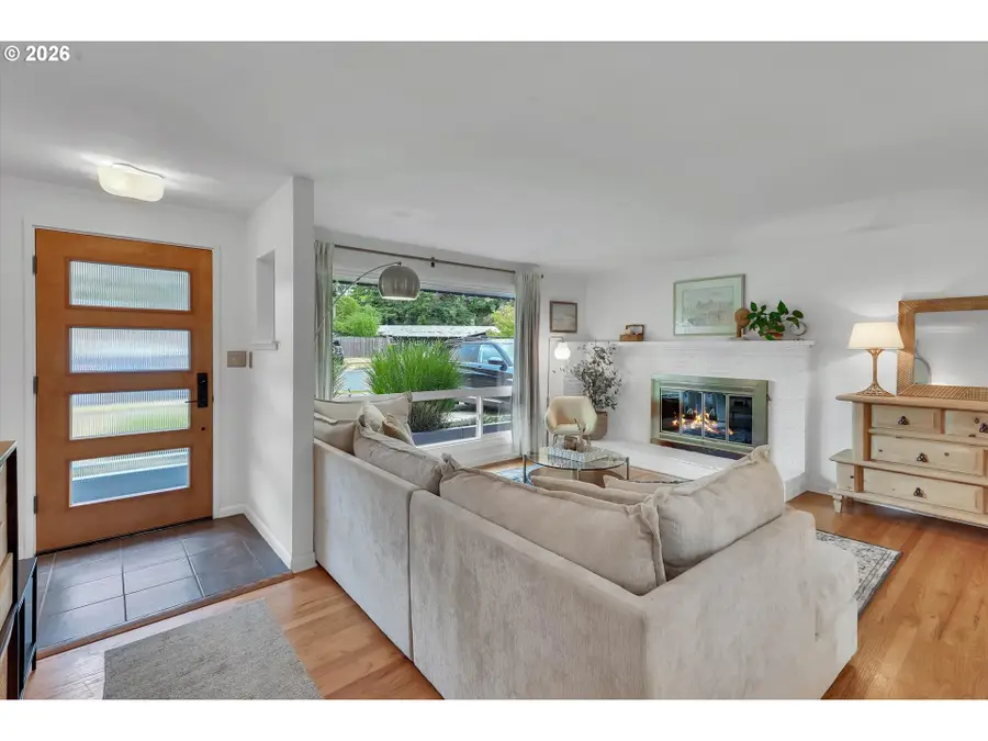 9760 SW Inglewood Pl, Portland, OR 97225 - #3