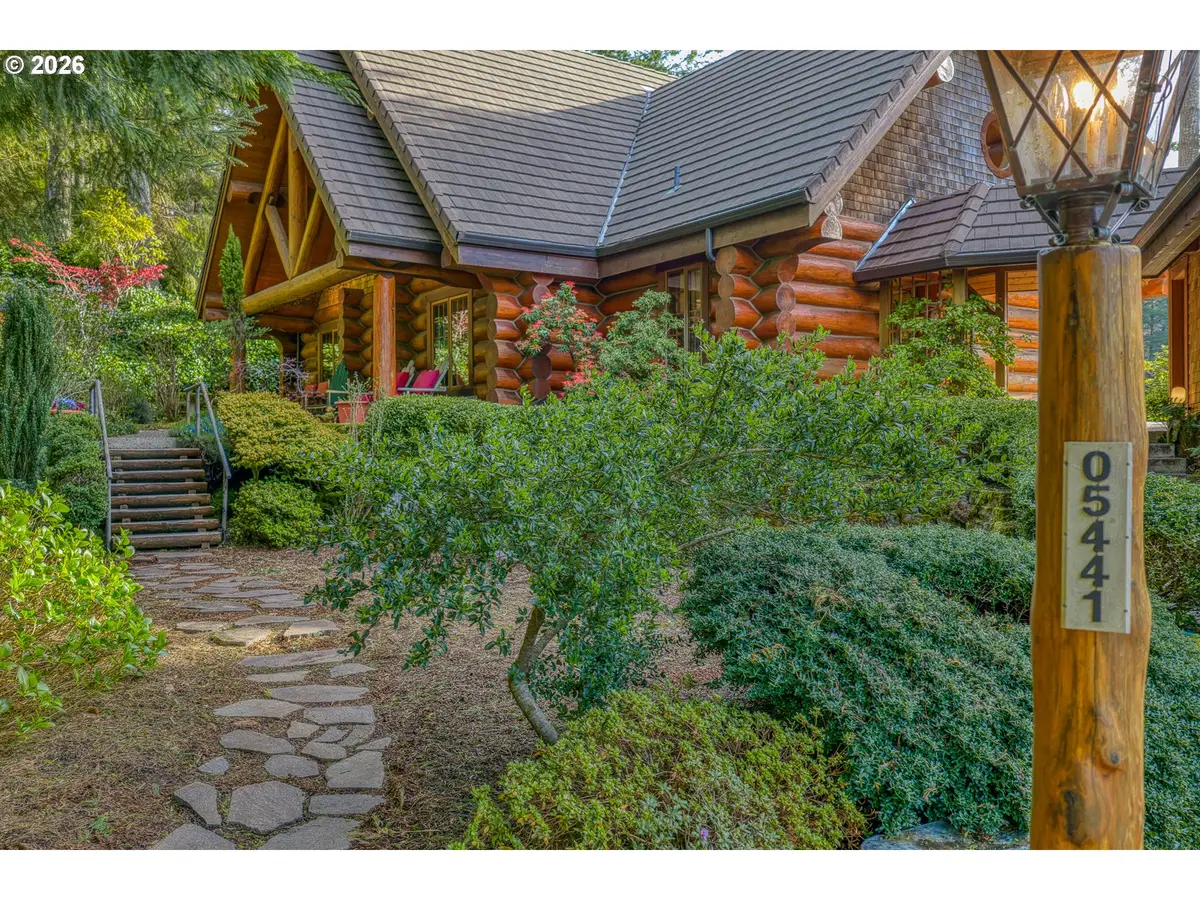 5441 Little Woahink Dr, Florence, OR 97439 - #1