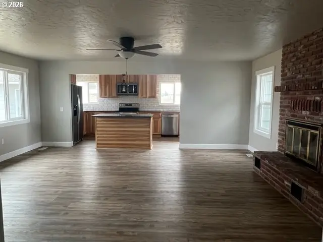 29752 Stanfield Meadows Rd, Hermiston, OR 97838 - #3
