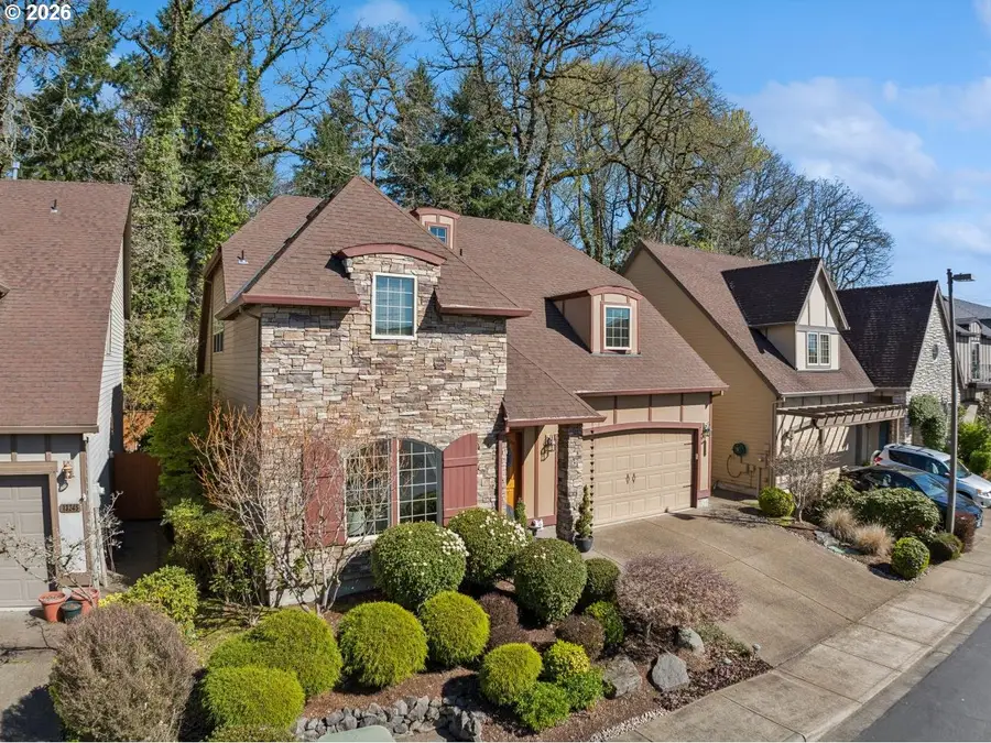 13213 SW Deergrove Ln, Beaverton Hillsboro, OR 97224 - #2