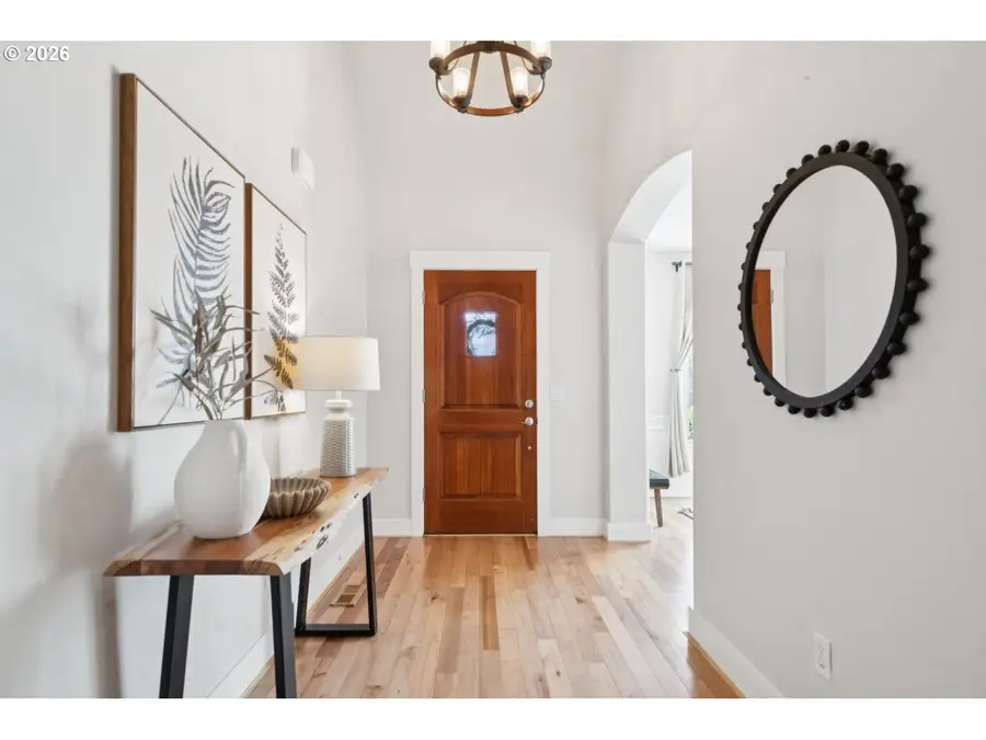 13213 SW Deergrove Ln, Beaverton Hillsboro, OR 97224 - #3